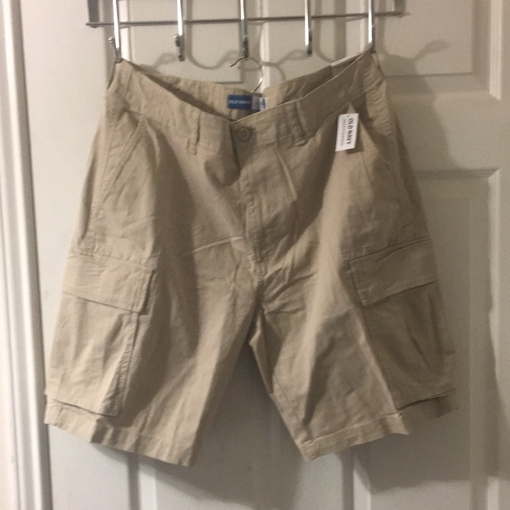NWT old navy lived in straight cargo short size 36